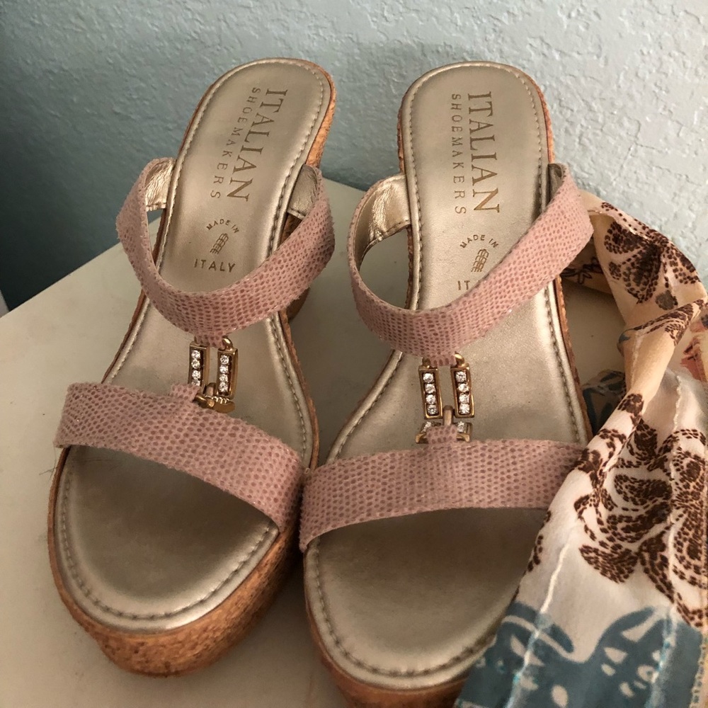 Used Italian Shoemakers leather high heel shoes